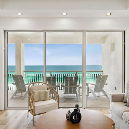 High Pointe 44W Villa